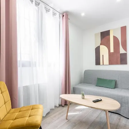 Apartament Nets - Robida Paryż